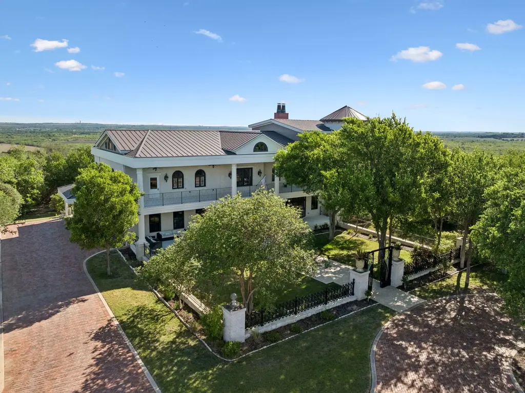 999 Schwarzlose Rd, New Braunfels