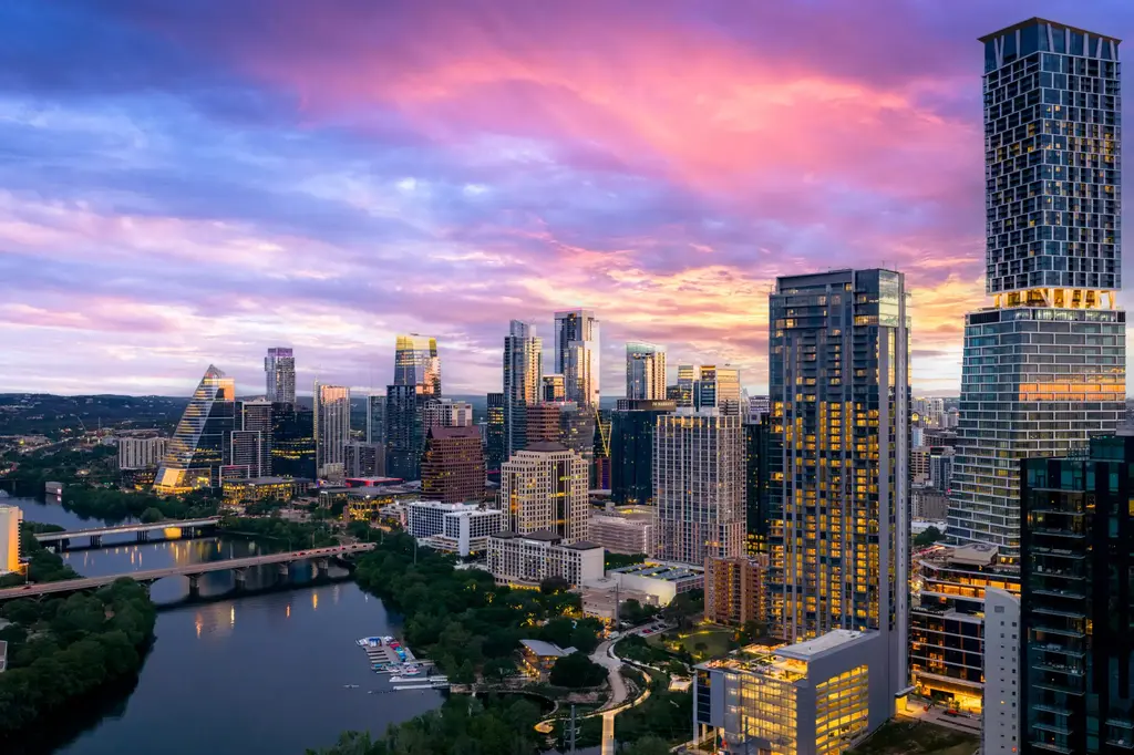44 East Ave 3303, Austin