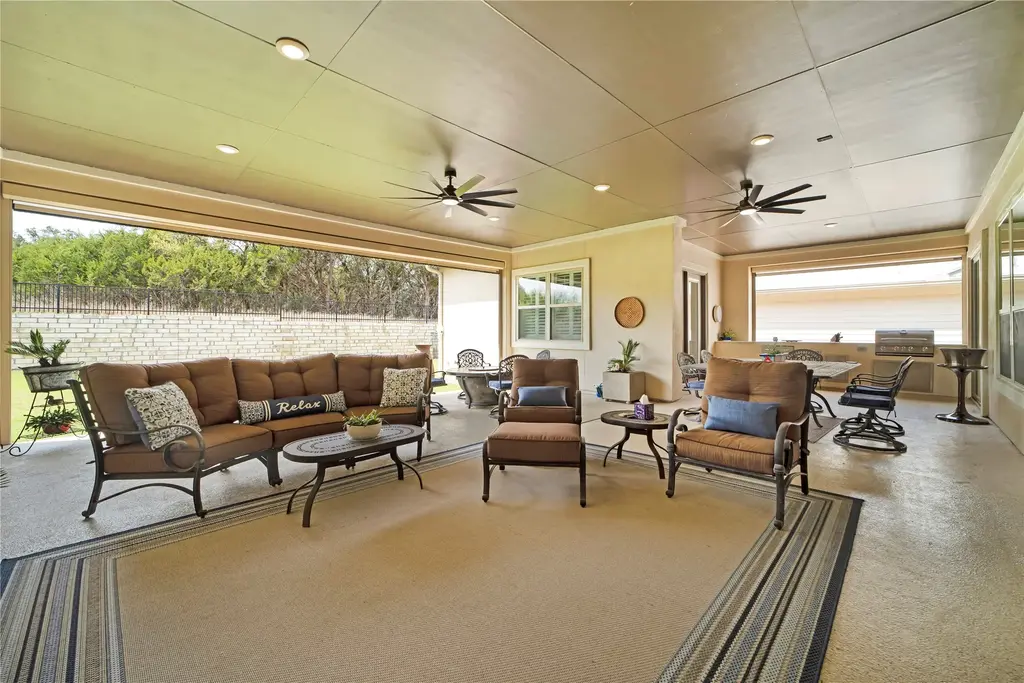 326 Singing Sumac Way, San Marcos