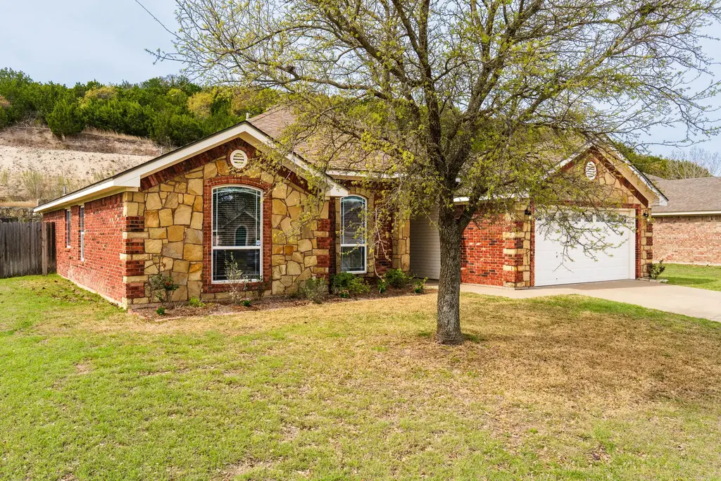 1905 Walker Place Blvd, Copperas Cove