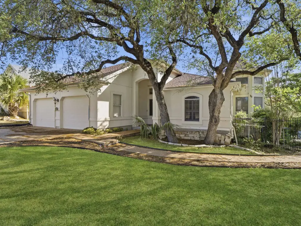 20607 Highland Lake Loop, Lago Vista
