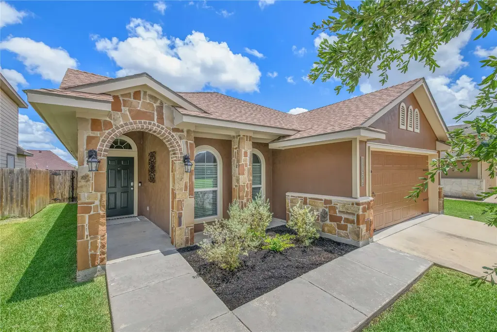 1058 Venice Dr, Bryan