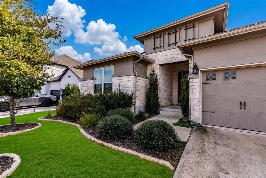 252 Double L Dr, Dripping Springs