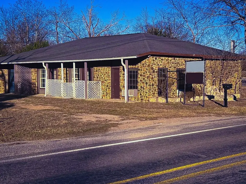 608 4th St, Blanco