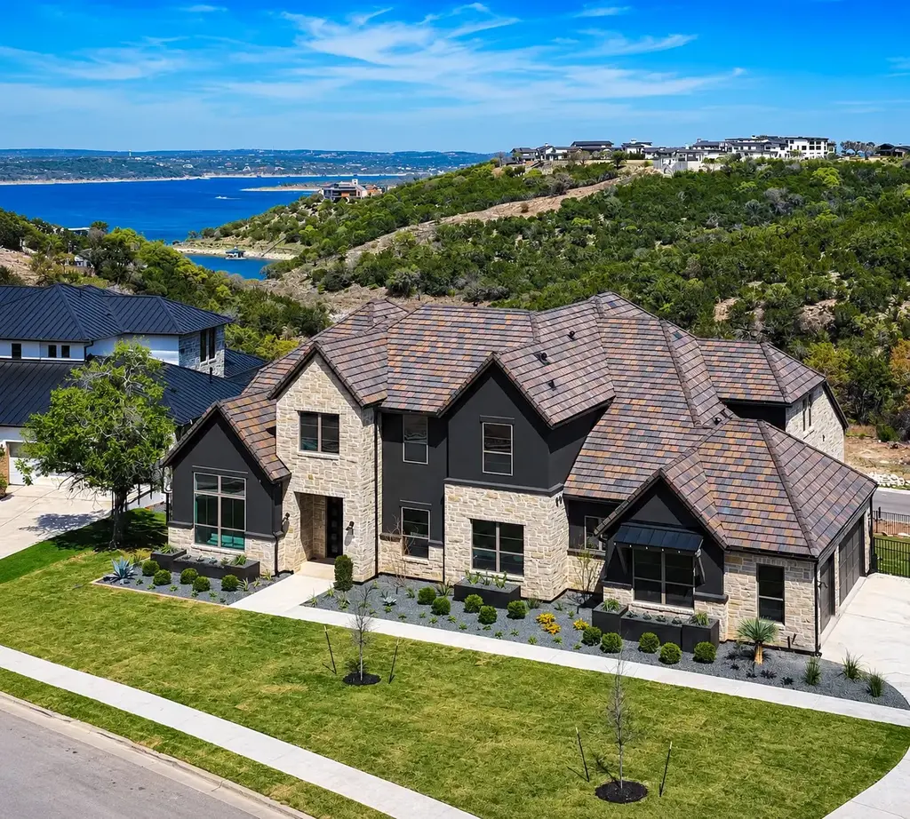 959 Flagtop Ct, Lakeway