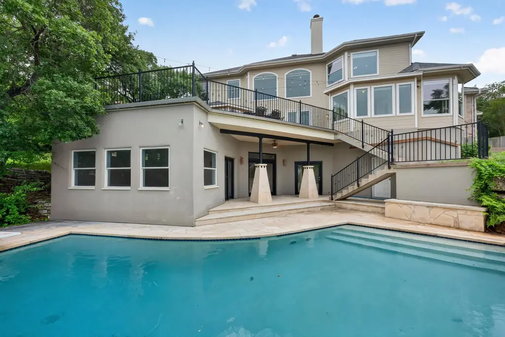 804 N Weston Ln, Austin