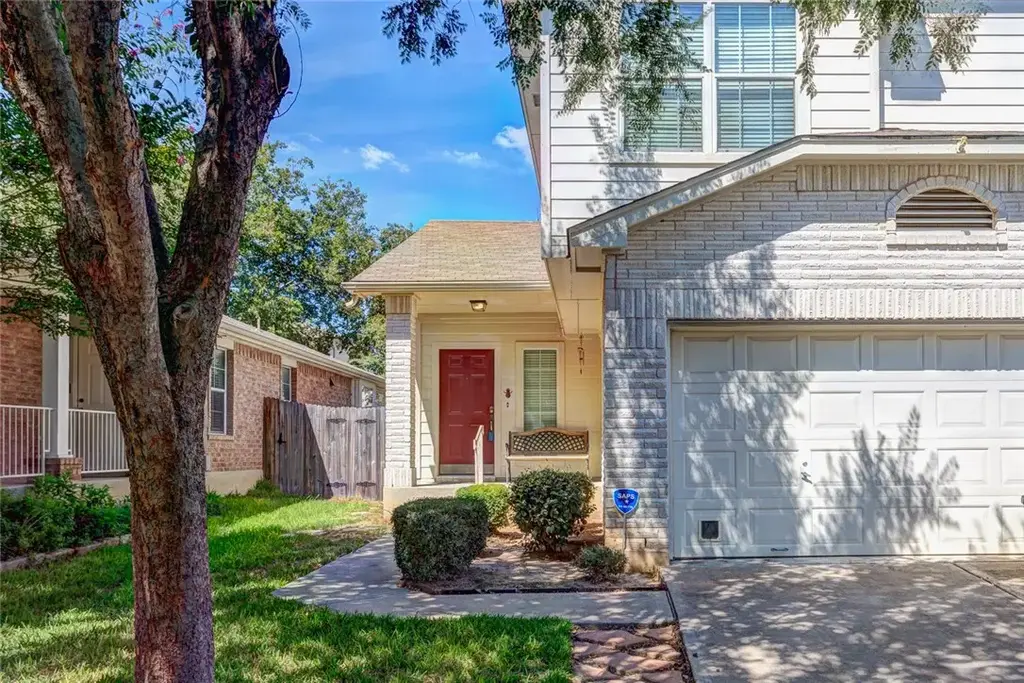 2304 Billy Fiske Ln, Austin