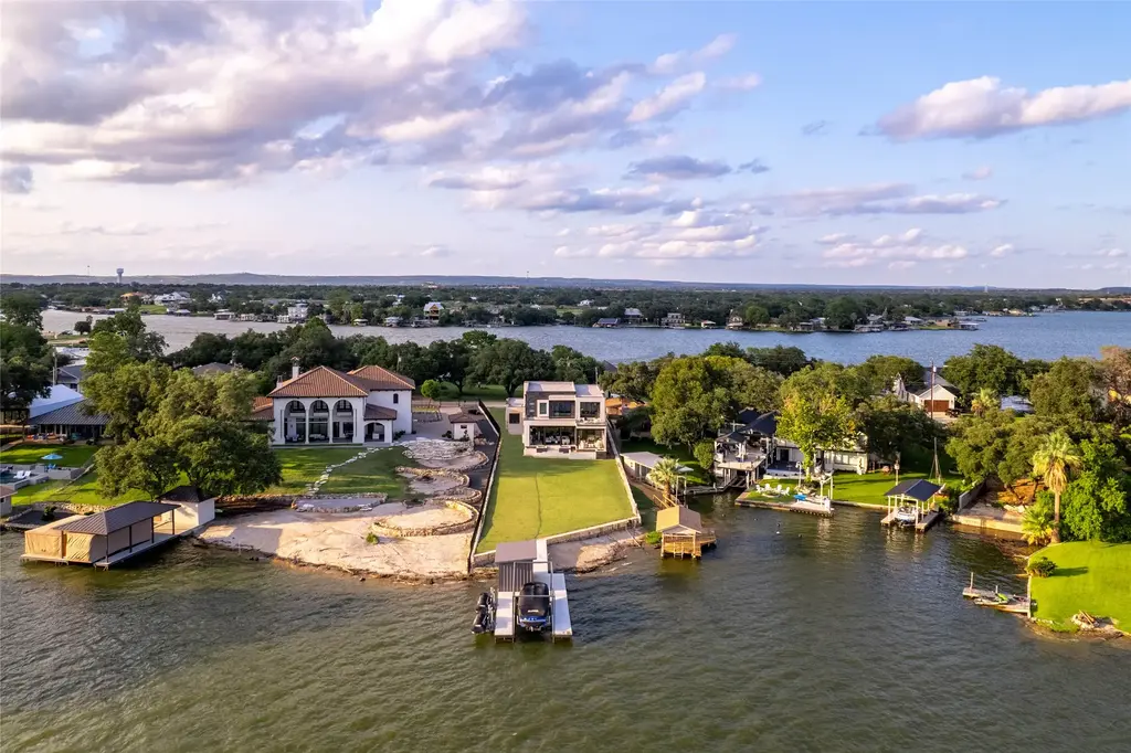 2512 Belaire East Ln, Granite Shoals