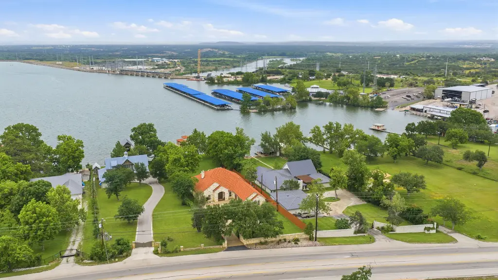 5100 W Fm 2147 Rd, Horseshoe Bay