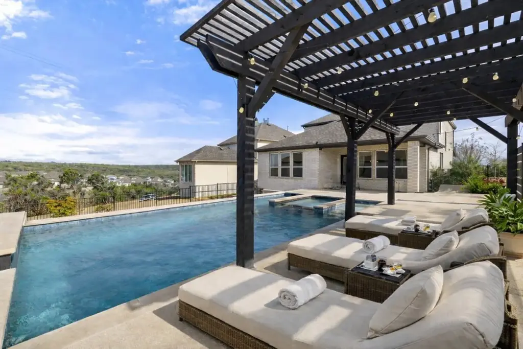 1113 Siena Sunset Rd, Leander
