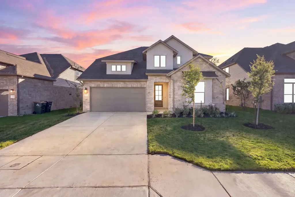 313 Ridgewell Loop, Georgetown