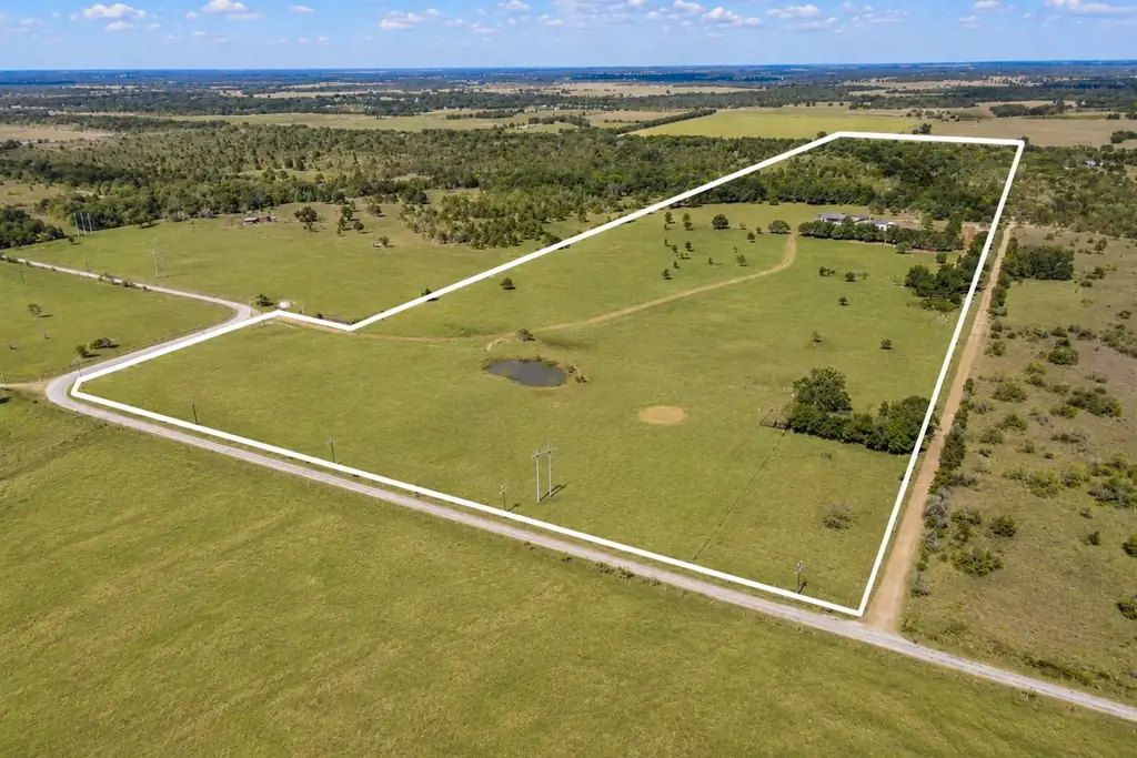 3995 County Road 405, Lexington