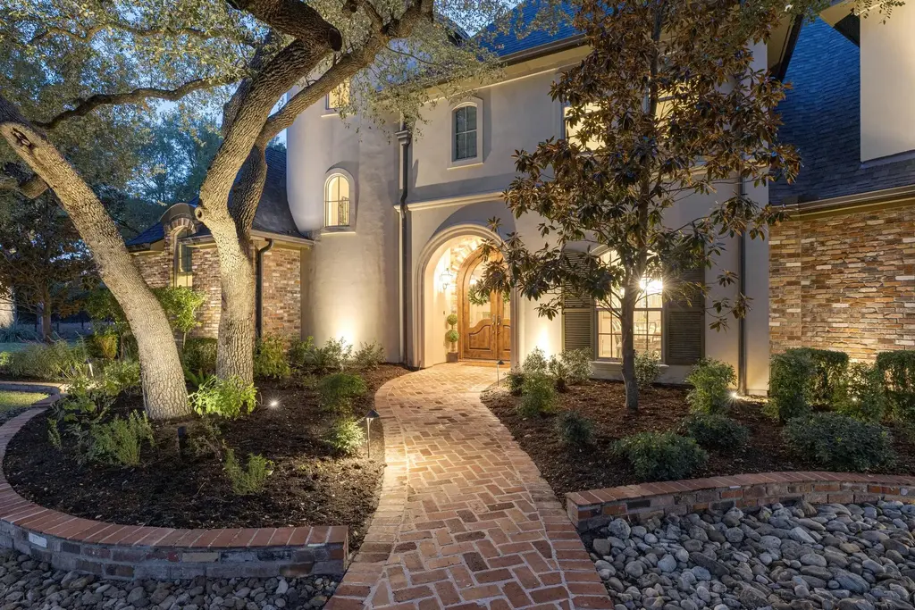 216 Vista Ln, Georgetown