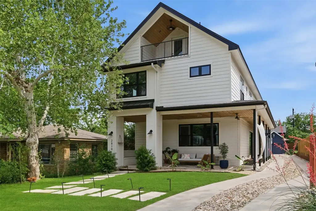 2819 E 22nd St, Austin