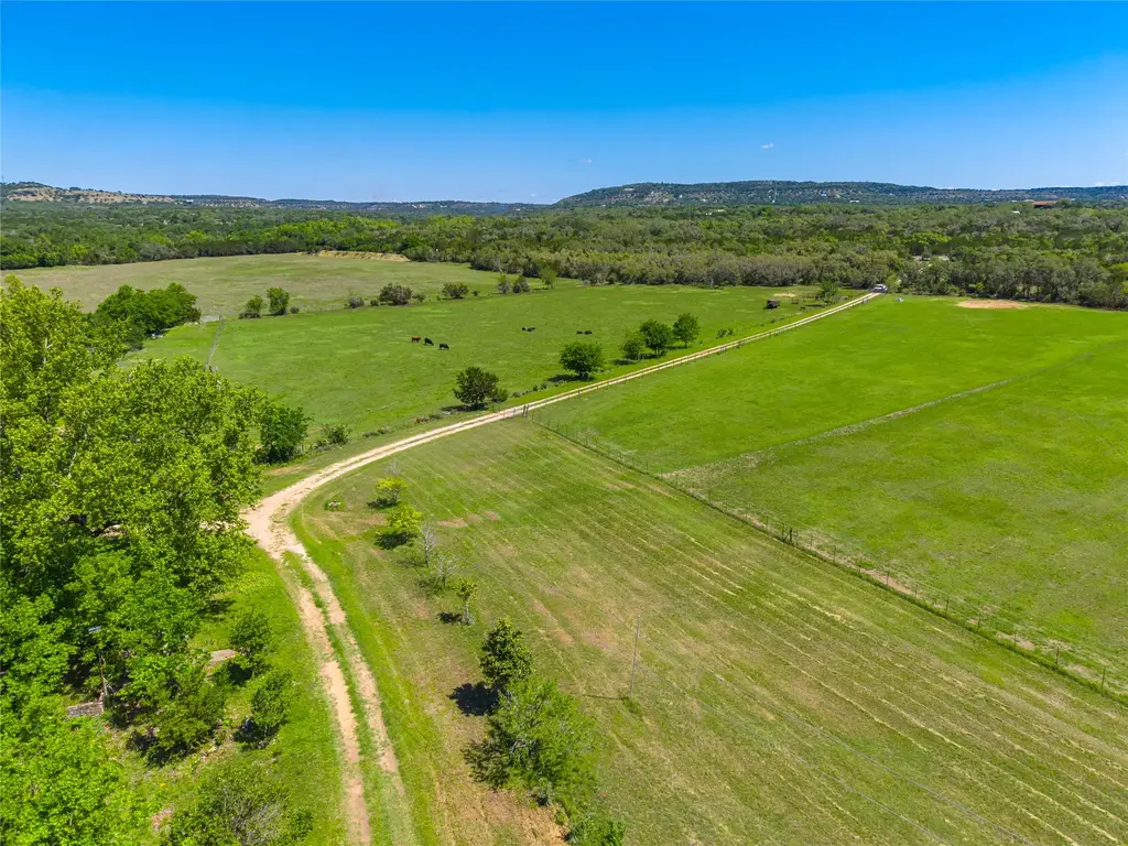 12451 Fm 2325 Rd, Wimberley