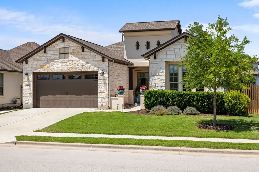 3824 Broadway Path, Round Rock