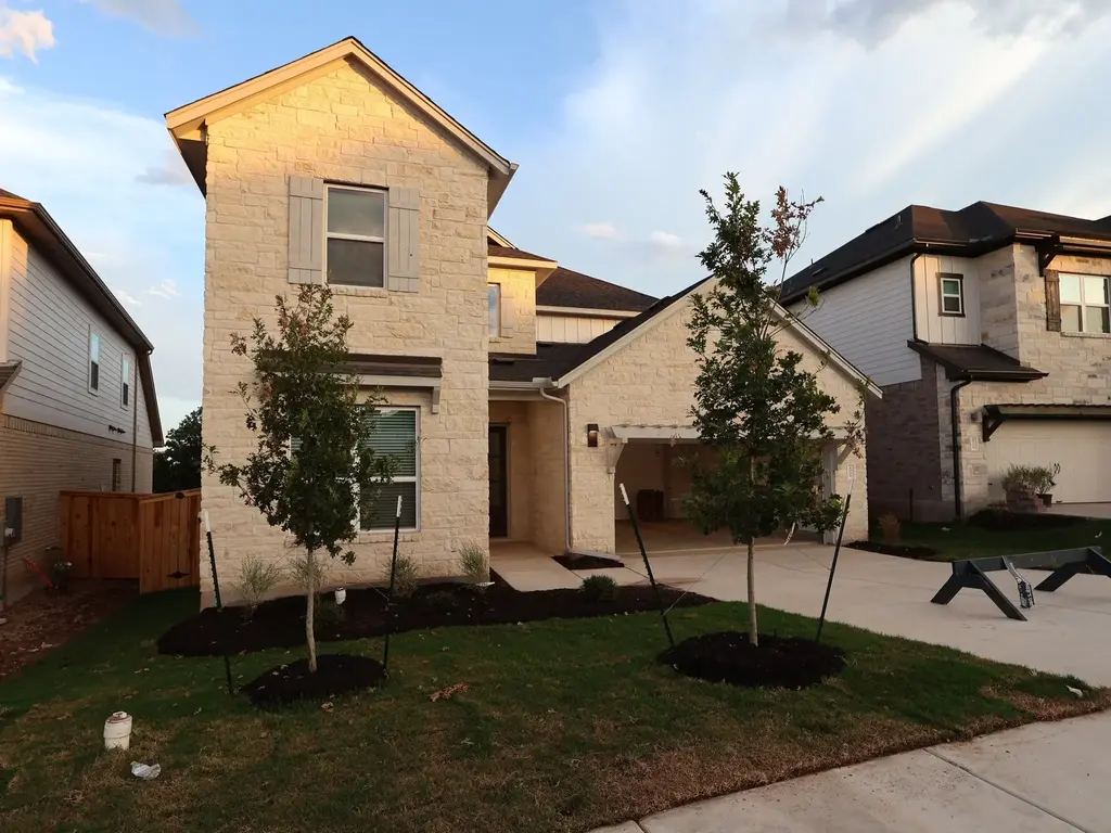 4008 Fulton Dr, Leander