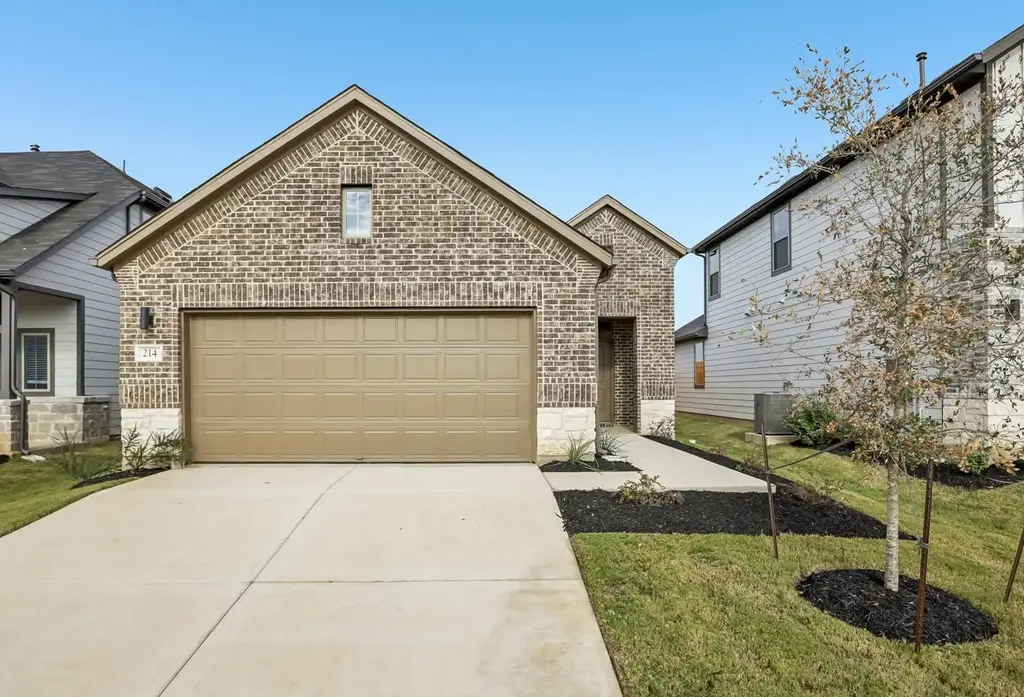 214 Hornet St, Elgin
