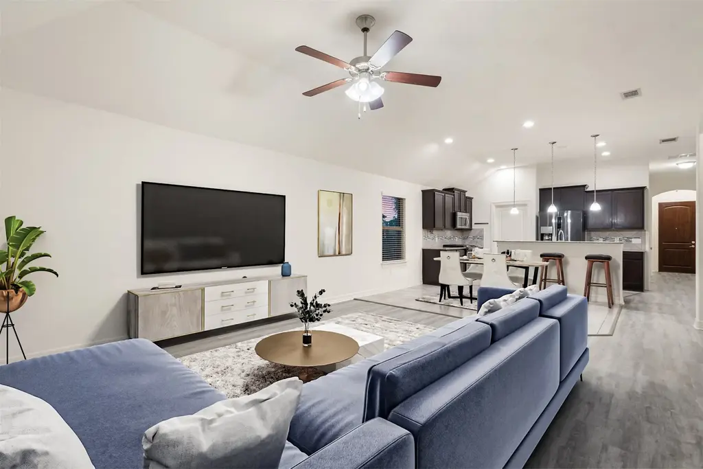 2705 Kingsland Way, Austin