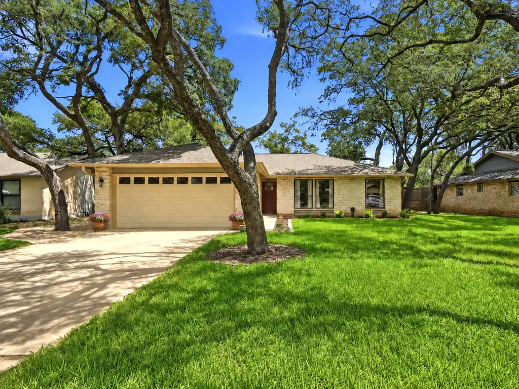 5002 Dry Oak Trl, Austin