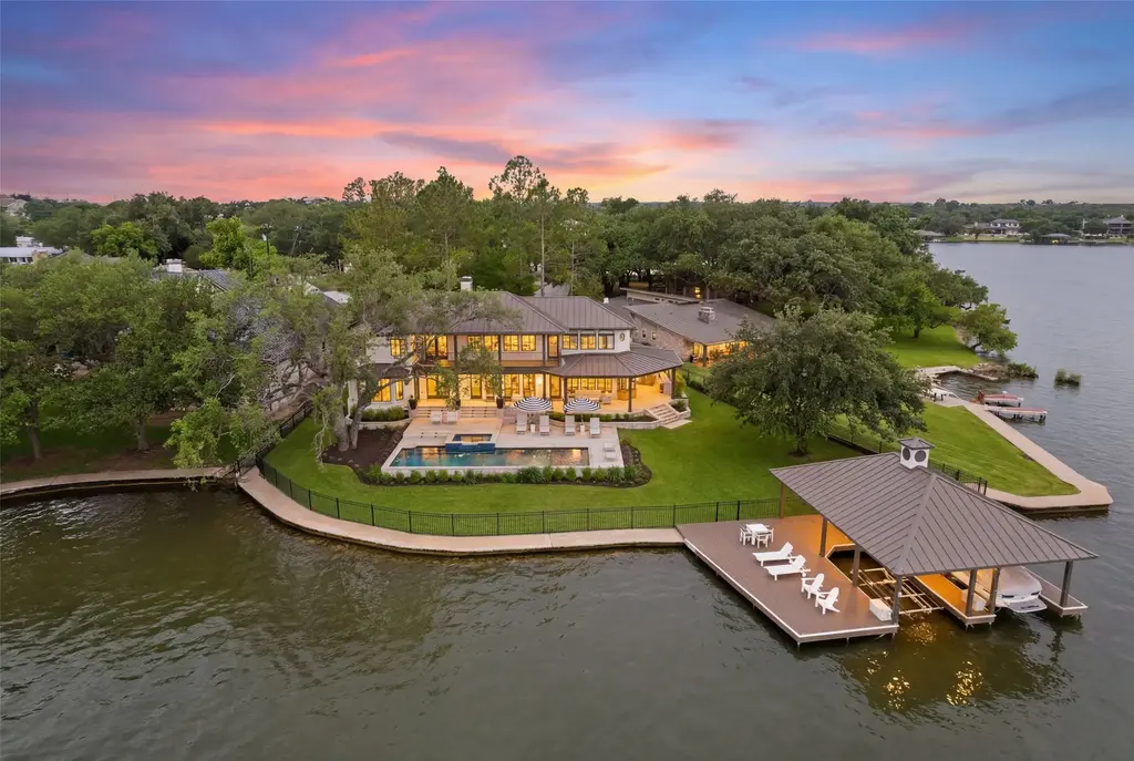 3700 Pack Saddle Dr, Horseshoe Bay