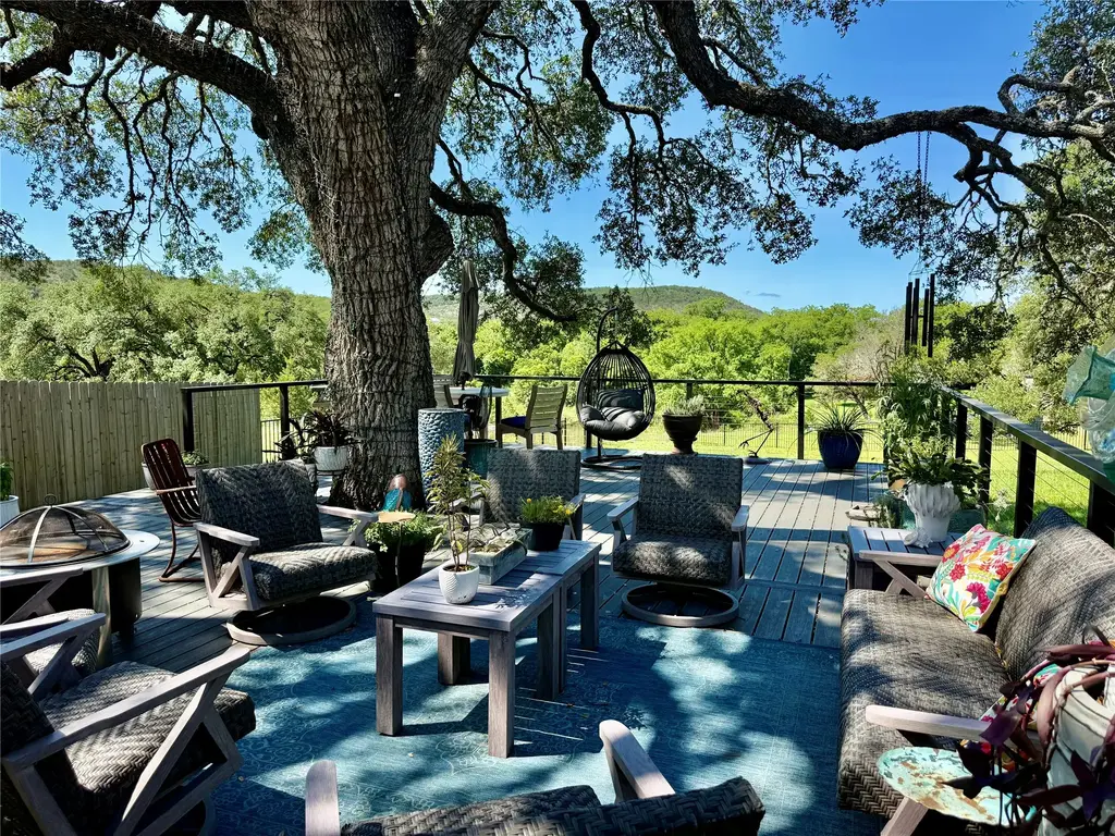 2028 Flite Acres Rd, Wimberley