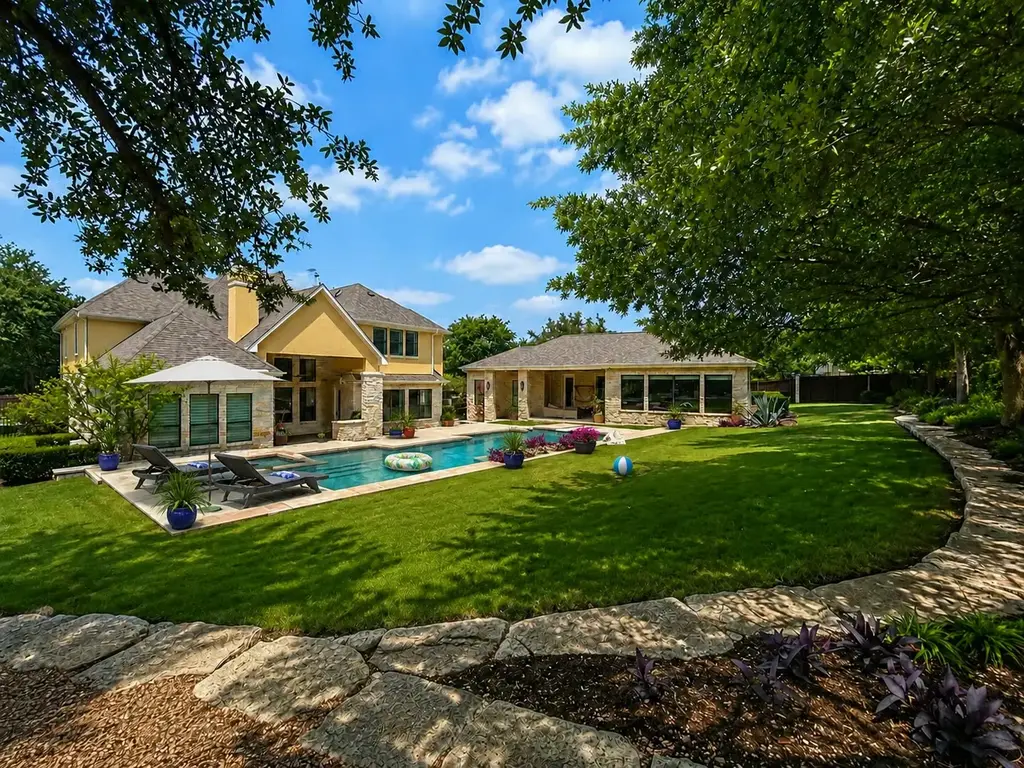 1005 Lakewood Hills Ter, Austin