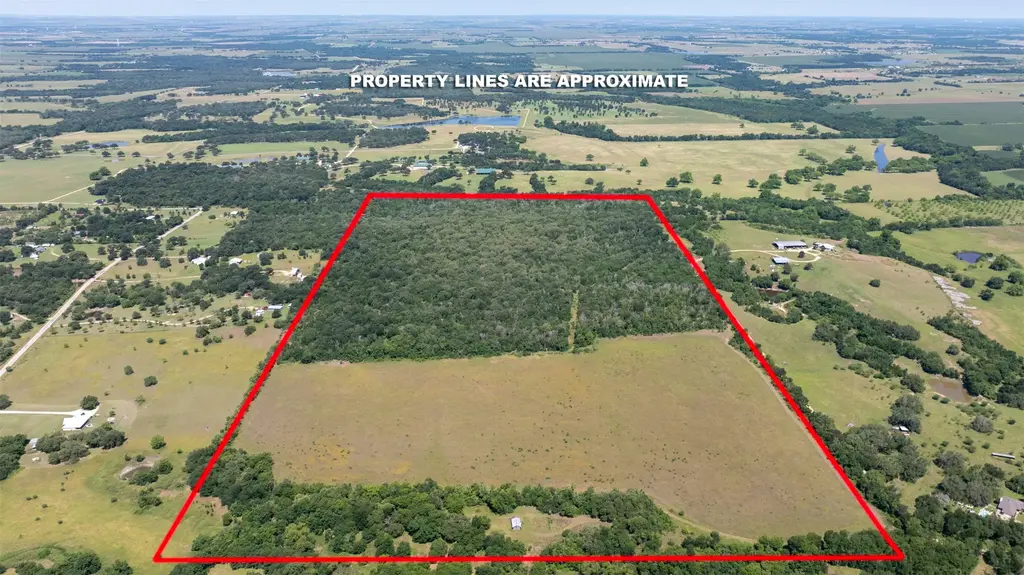 1717 County Road 402, Bartlett