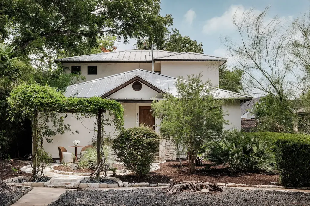 2218 Lindell Ave, Austin