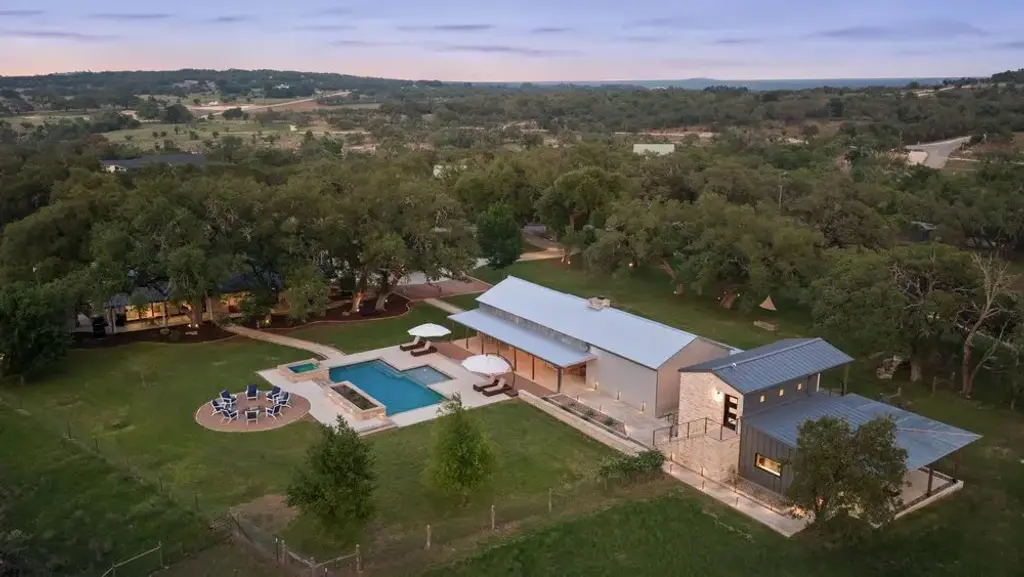 1900 Pursley Rd, Dripping Springs