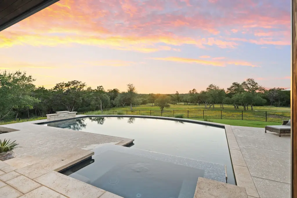 1457 Avenida High Vw, Driftwood