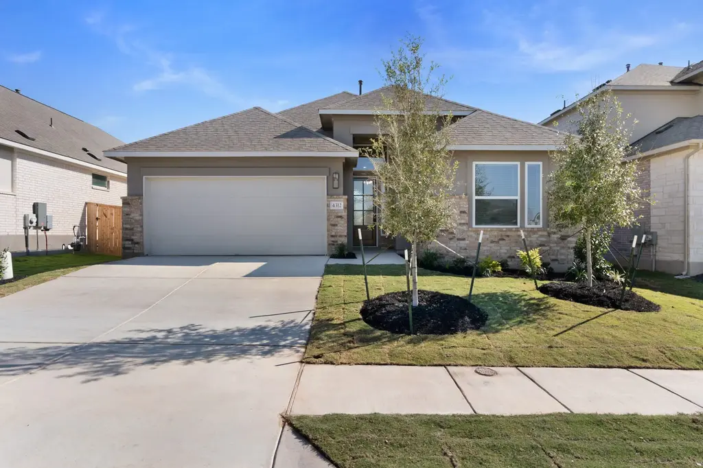 4312 College Square Dr, Round Rock