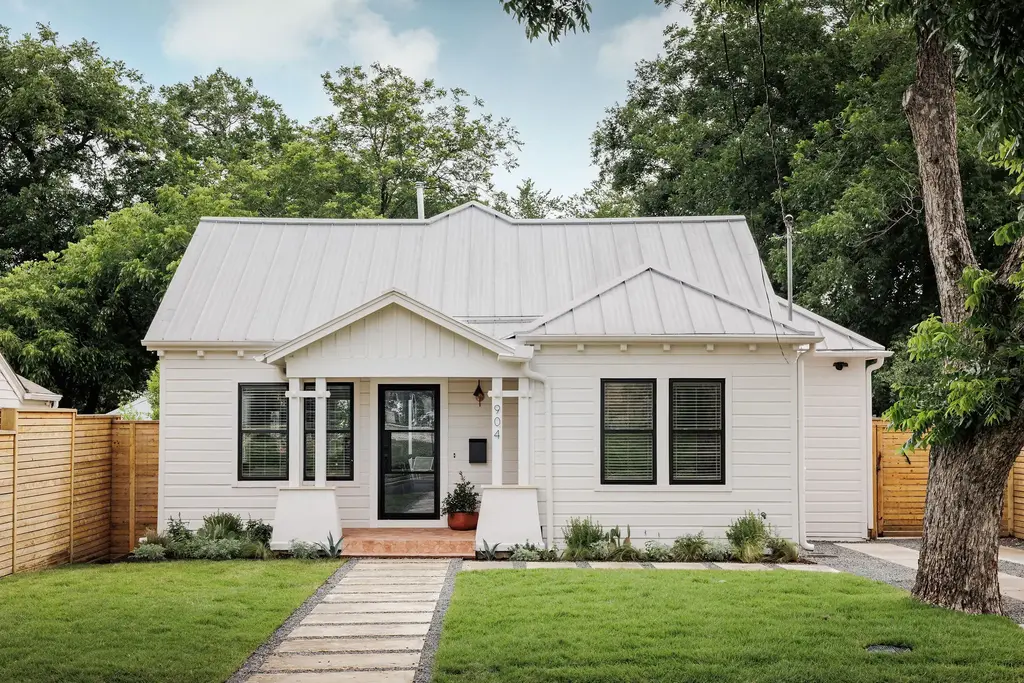 904 W Monroe St, Austin