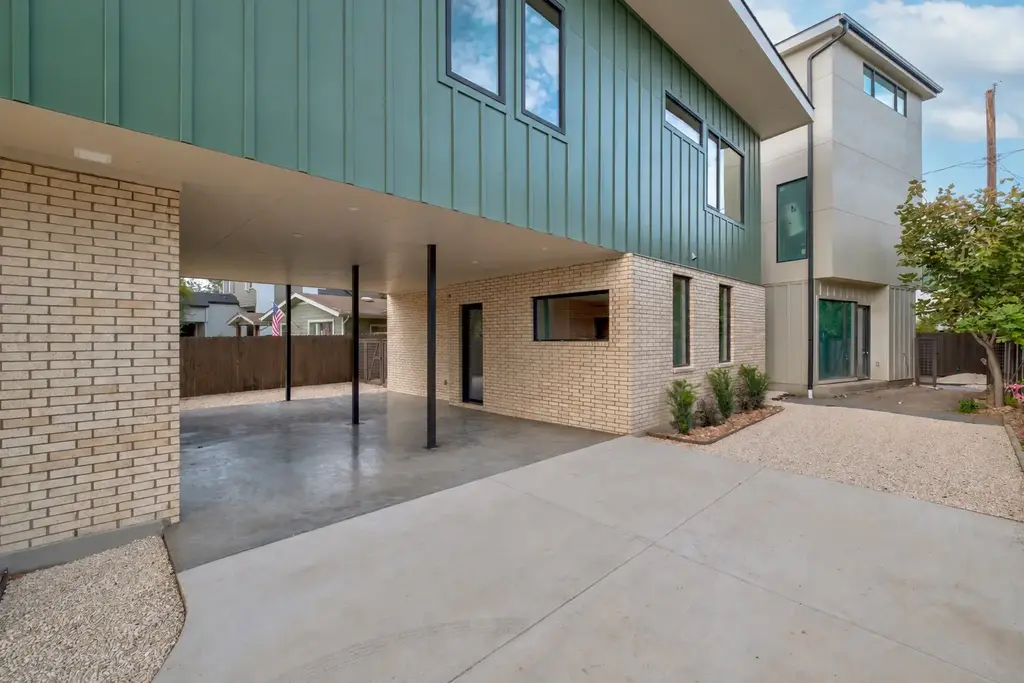 3102 Fontana Dr B, Austin