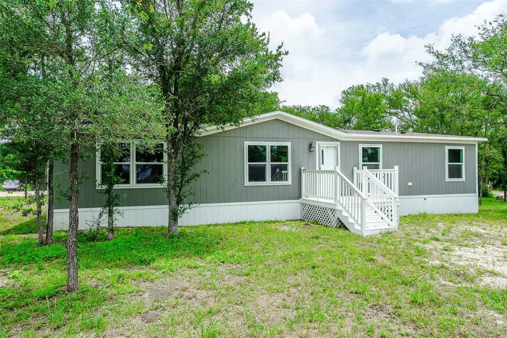 145 Crooked Rd, Dale