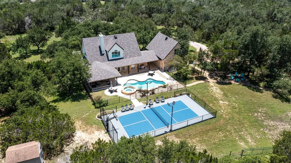 220 Sundance Trl, Dripping Springs