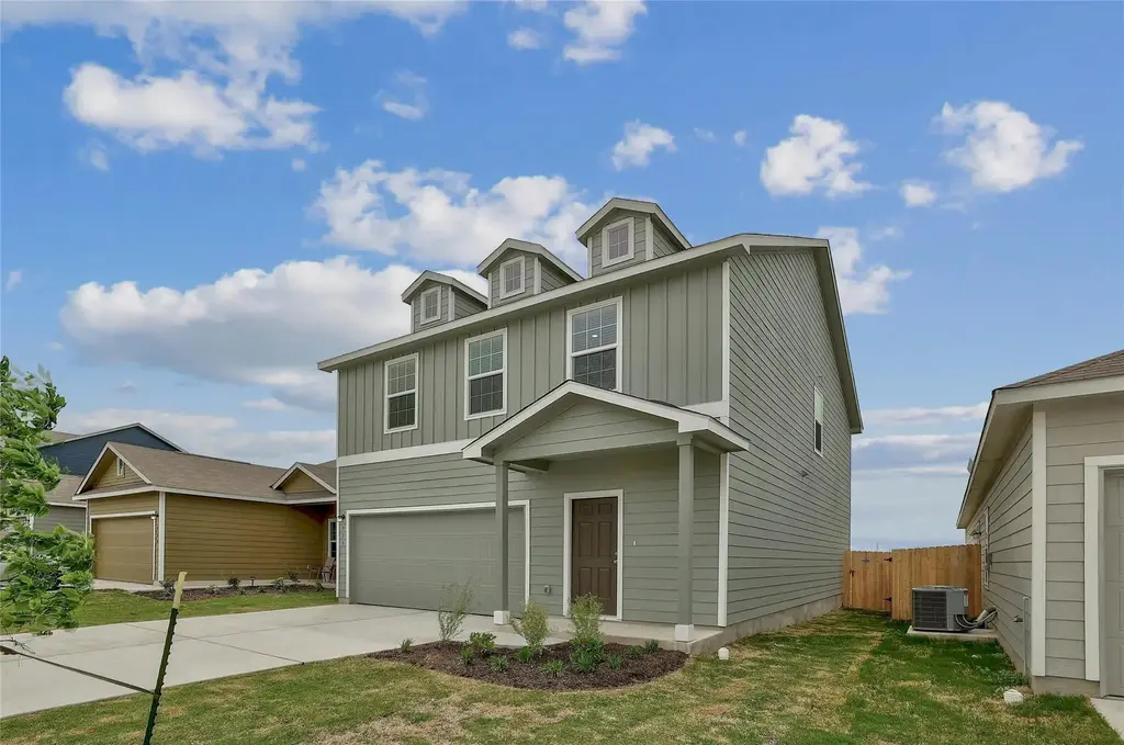 916 Rancho Del Cielo Loop, Jarrell
