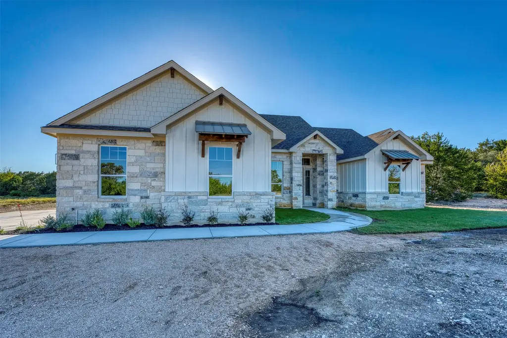 127 Riparian Elm Rd, Bertram