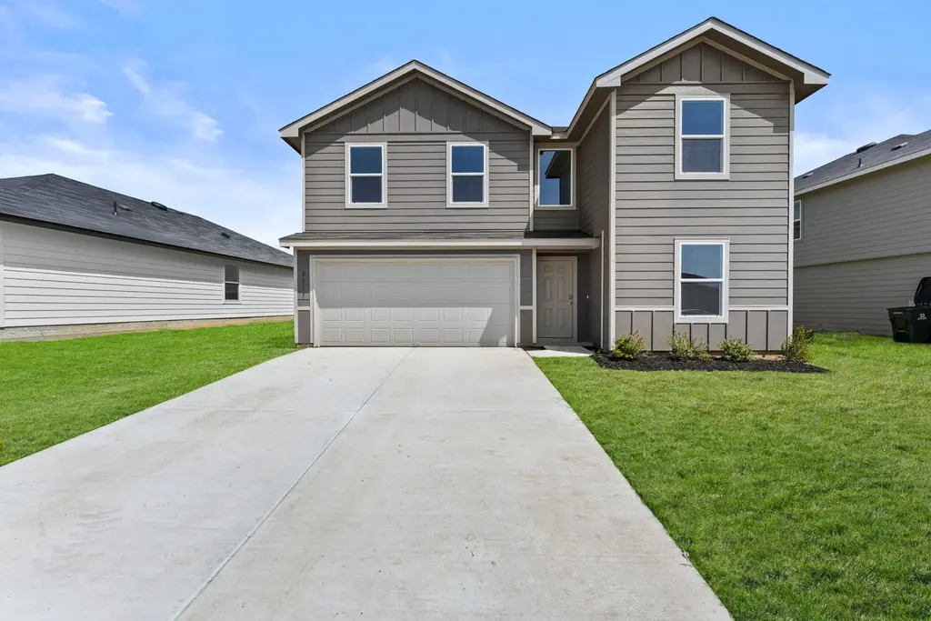 2117 Windflower Ln, Luling