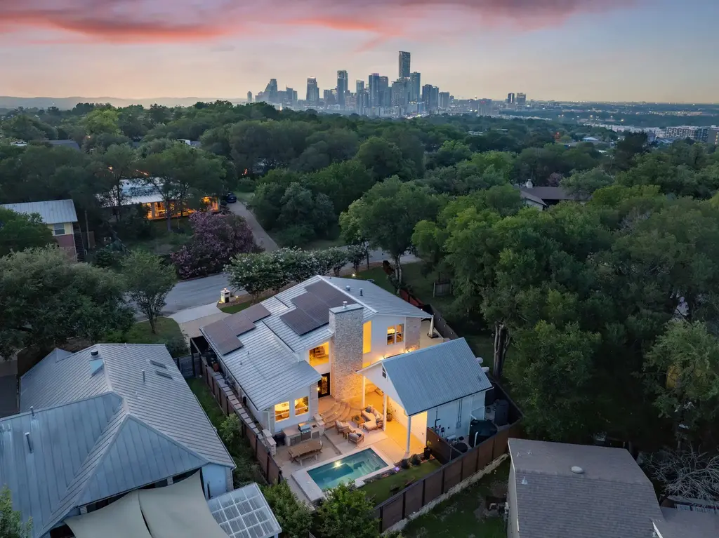 1813 Crooked Ln, Austin