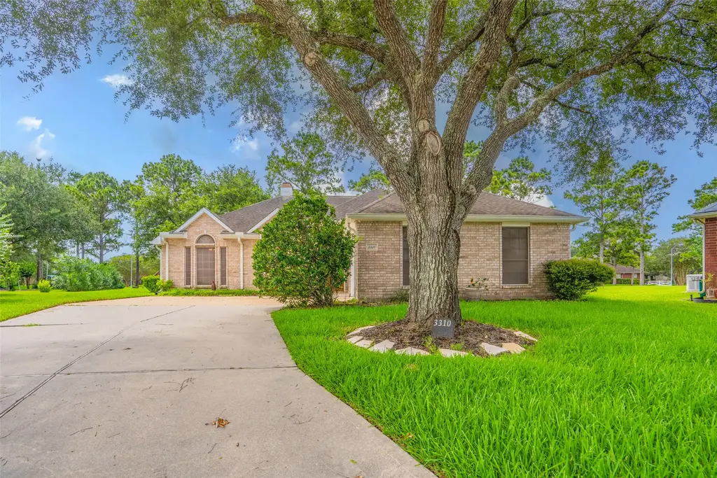 3310 Flower Field Ln, Pearland