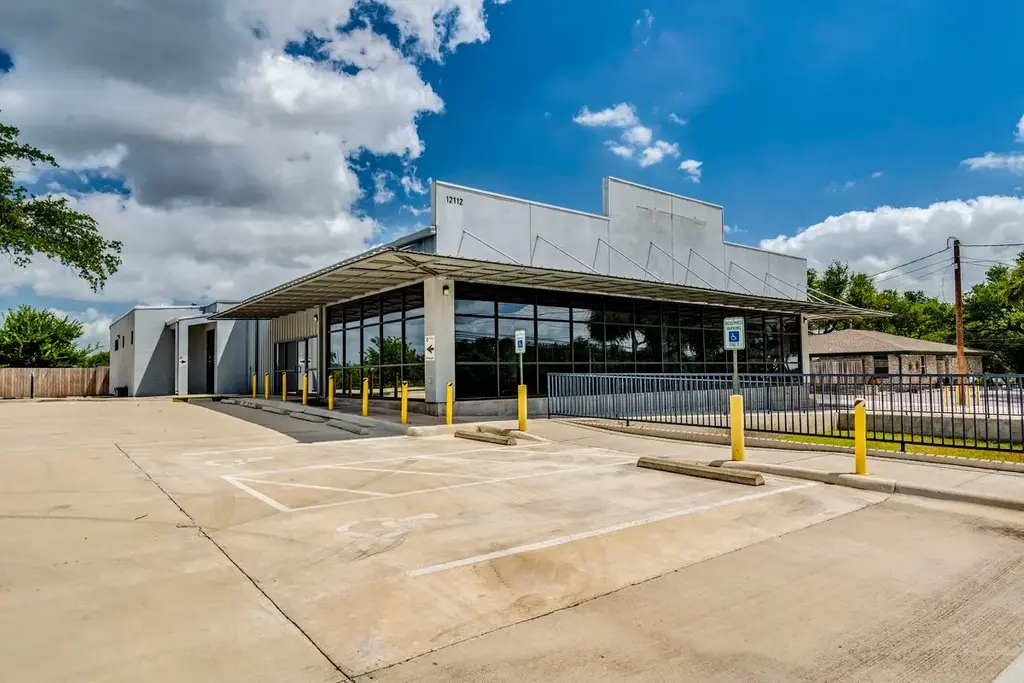 12112 Rr 620, Cedar Park