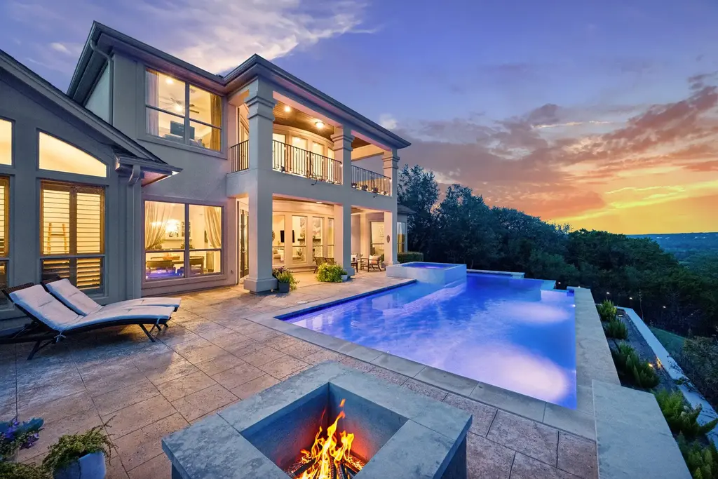 12001 Azure Shores Ct, Austin