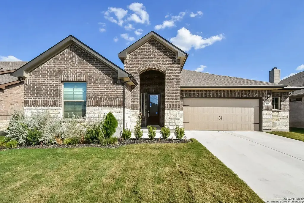 430 Pecan Mdws, New Braunfels