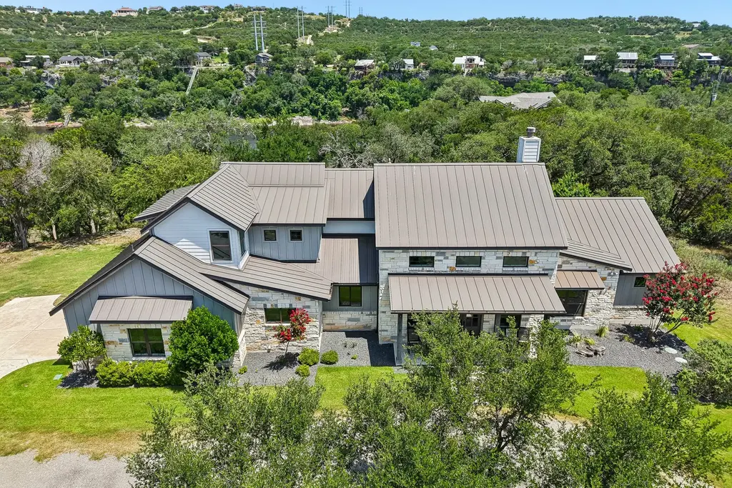 2203 Improver Rd, Spicewood