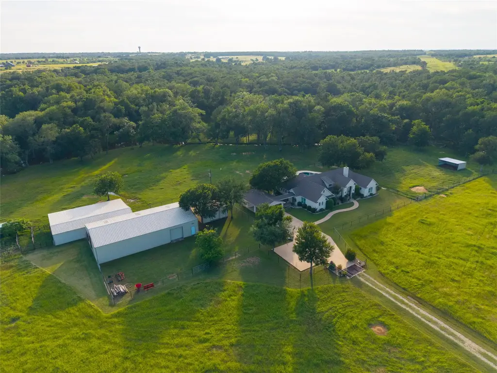 4140 County Road 467, Elgin