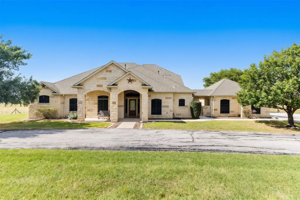 20145 Janak Rd, Coupland