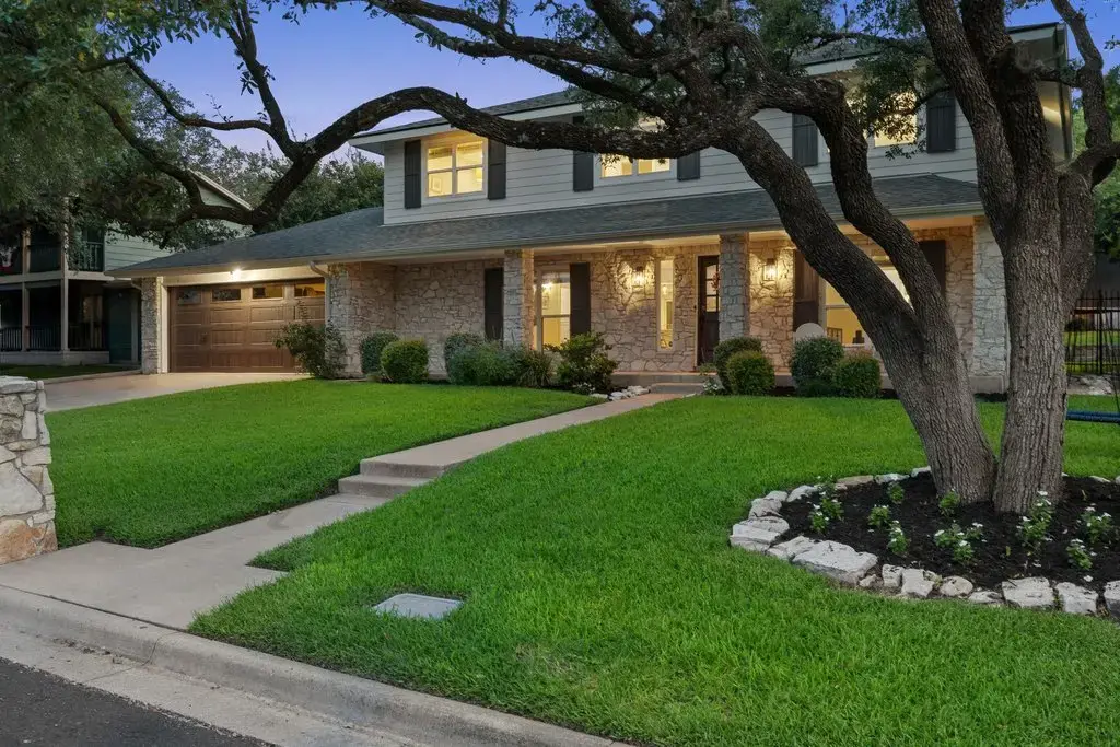 3107 Mistyglen Cir, Austin