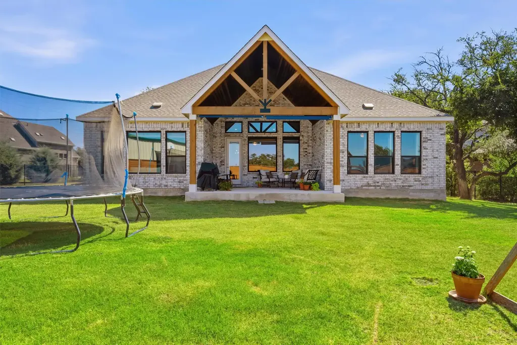 1216 Scenic Oaks Dr, Georgetown