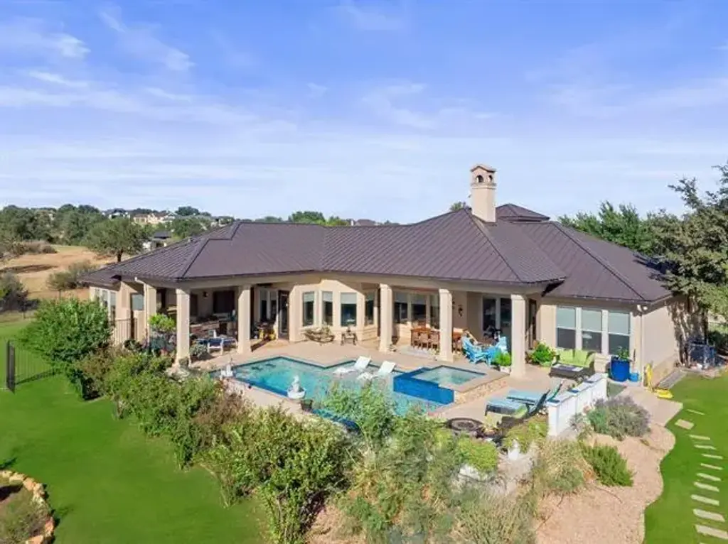 143 Westgate Loop, Horseshoe Bay